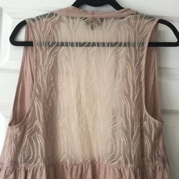 B.B. Dakota Blush Vest - Picture 4 of 8